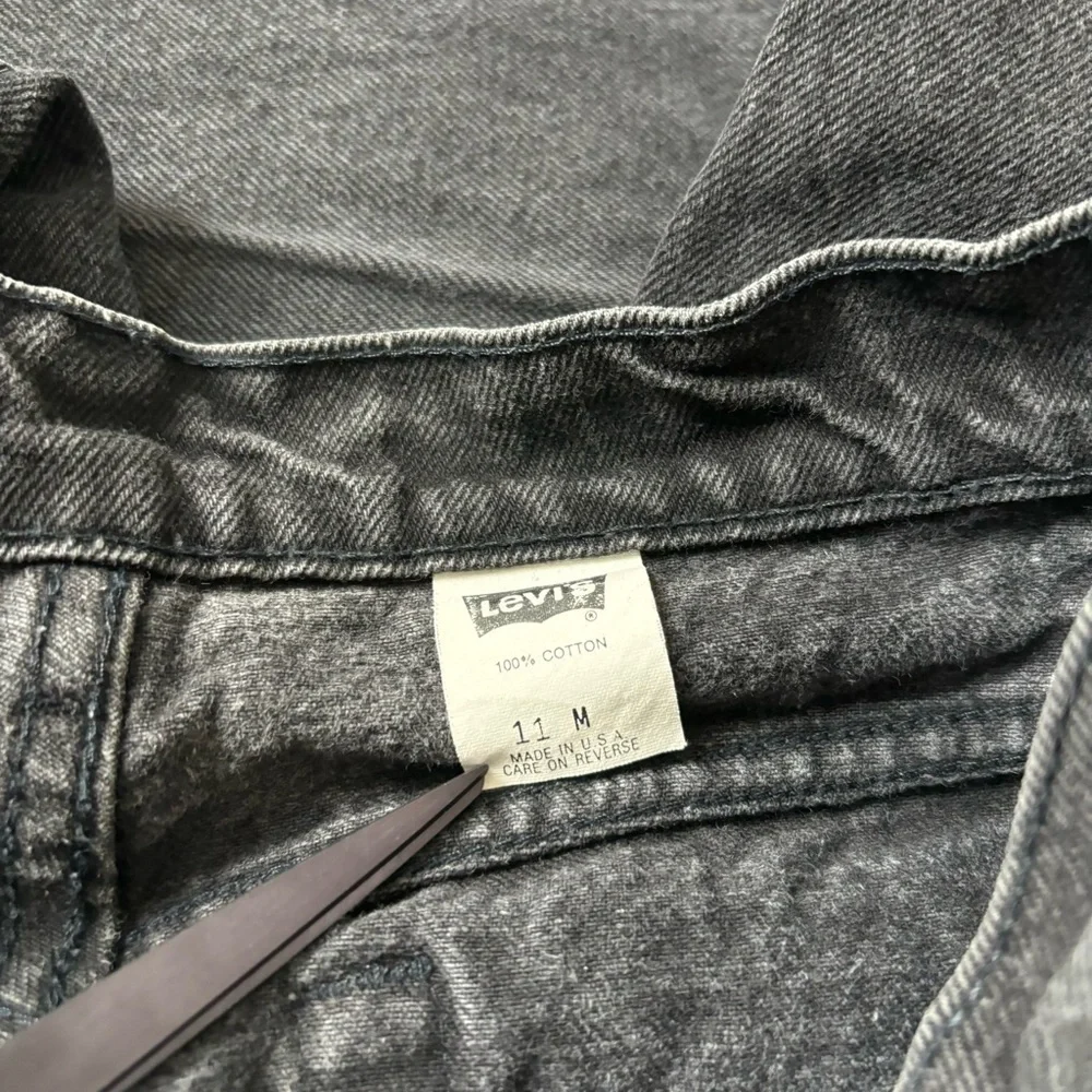 Levi's Vintage Women's Size 11 M Black Wash High Waist Tapered Jeans Made in USA